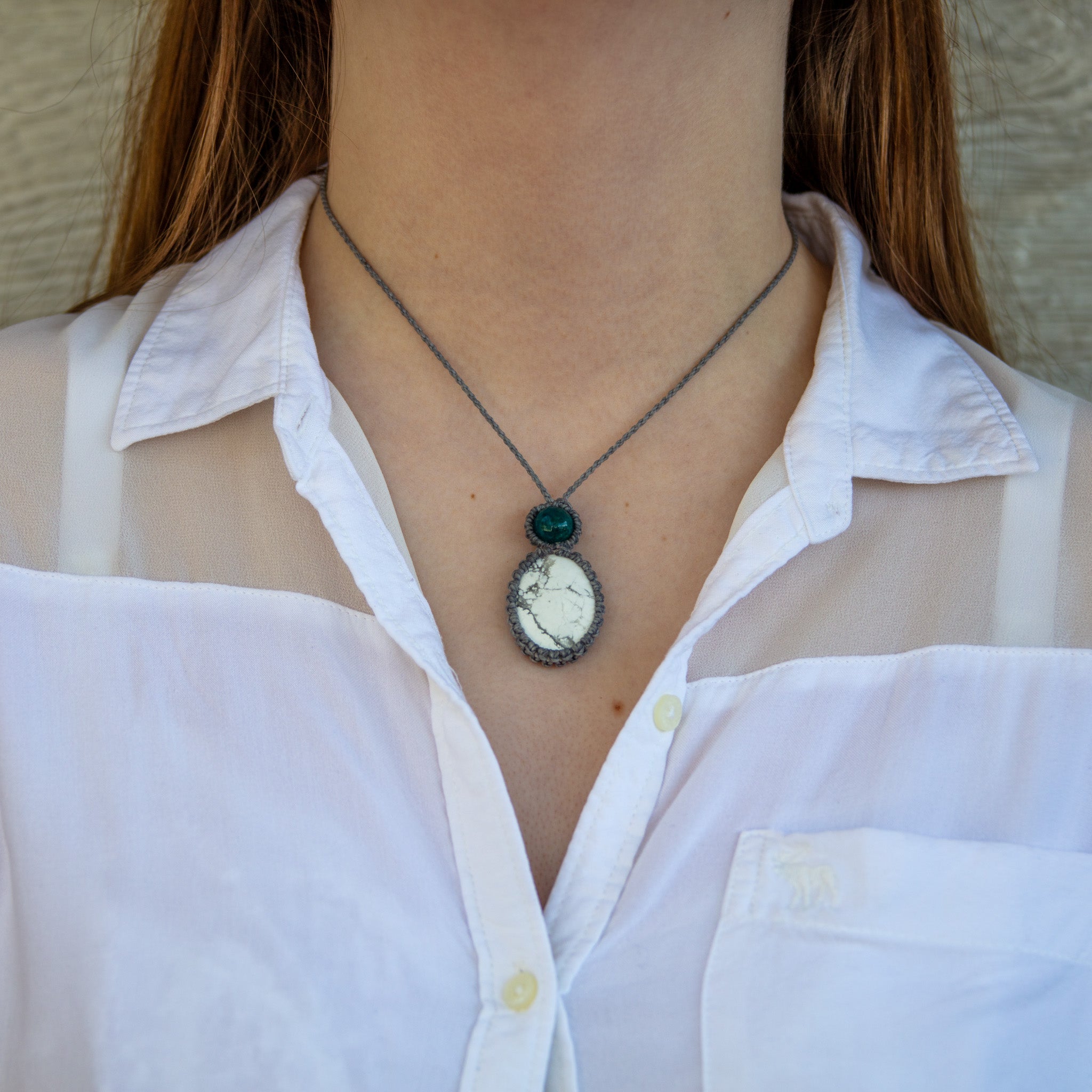 Howlite and Apatite Stones Necklace